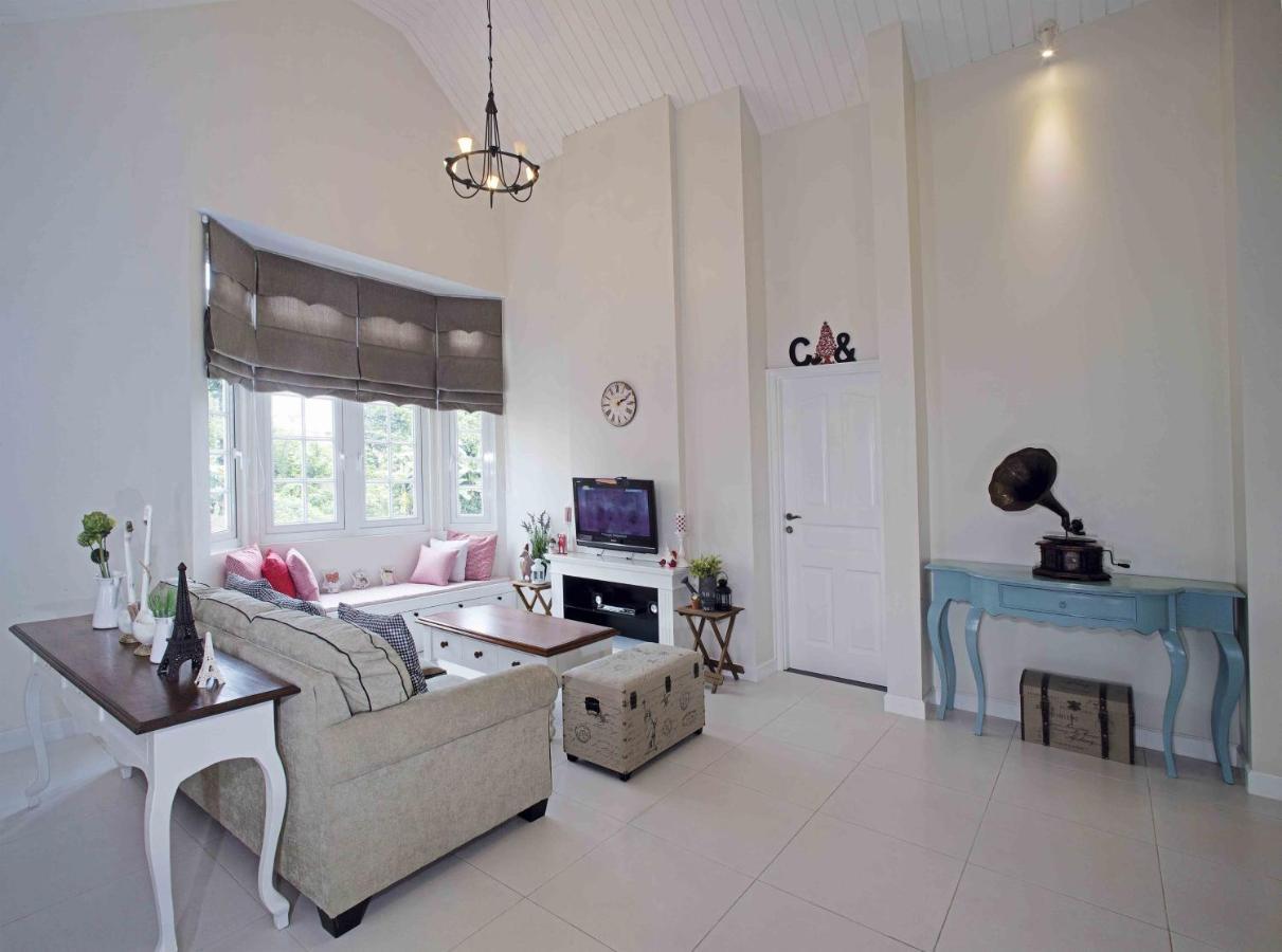 Cottonwood Bed & Breakfast House Bandung Exteriör bild