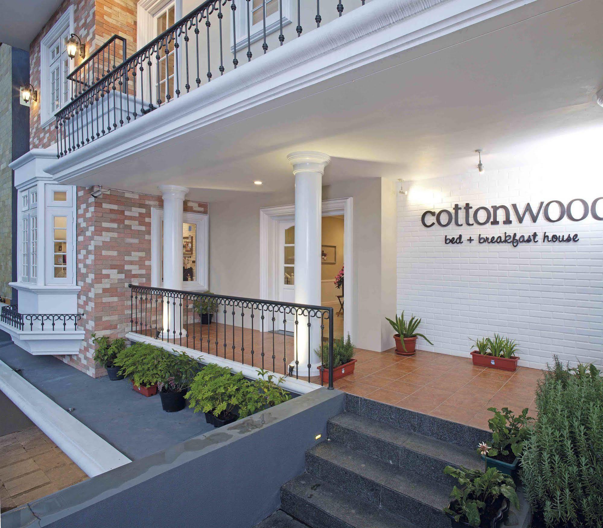 Cottonwood Bed & Breakfast House Bandung Exteriör bild